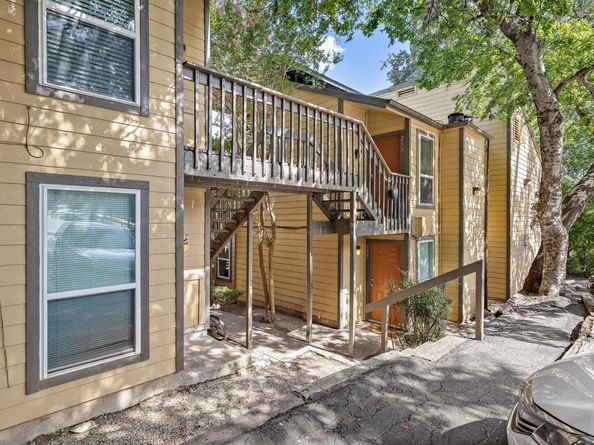 1000 W 26th ST 213, Austin TX 78705
