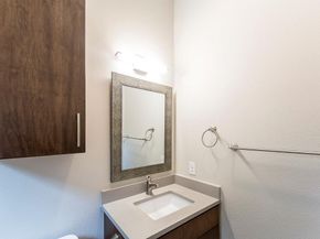 2501 E 9th ST, Austin TX 78702