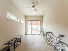 2501 E 9th ST, Austin TX 78702