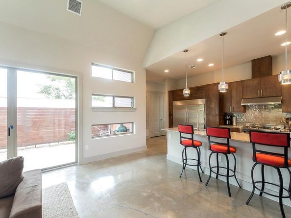 2501 E 9th ST, Austin TX 78702