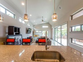 2501 E 9th ST, Austin TX 78702