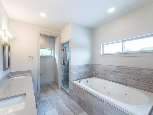 2501 E 9th ST, Austin TX 78702