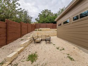 2501 E 9th ST, Austin TX 78702