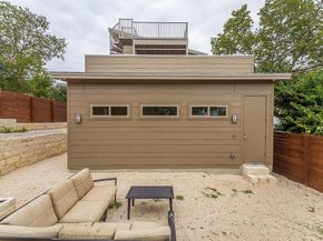 2501 E 9th ST, Austin TX 78702