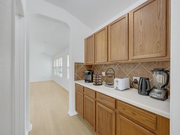 19700 San Chisolm DR, Round Rock TX 78664