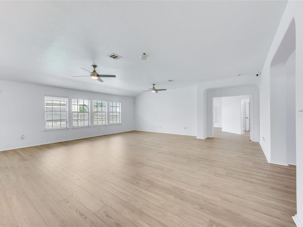 19700 San Chisolm DR, Round Rock TX 78664