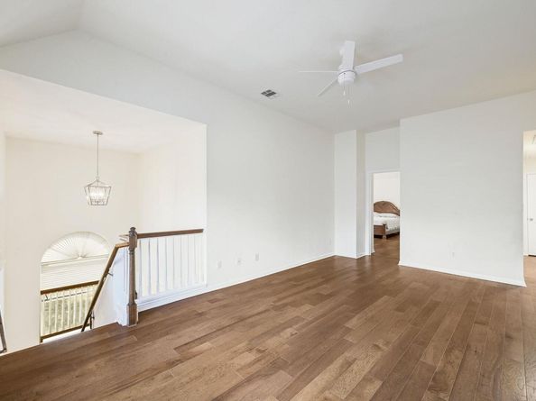 5859 Lomita Verde Cir, Austin TX 78749