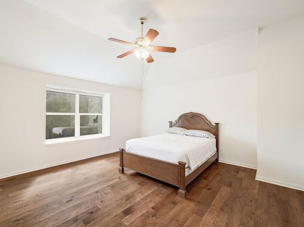 5859 Lomita Verde Cir, Austin TX 78749