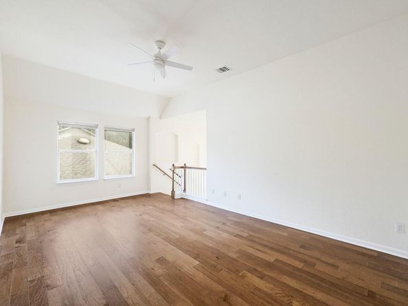 5859 Lomita Verde Cir, Austin TX 78749