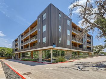 900 S 1st ST
