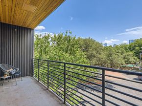 900 S 1st ST 212, Austin TX 78704