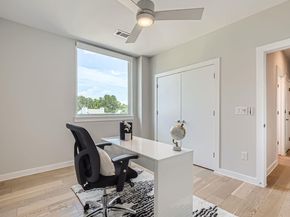 900 S 1st ST 212, Austin TX 78704