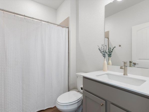 7010 Harvest Trail DR, Austin TX 78736