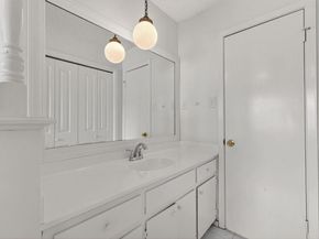 11401 Windermere Mdw, Austin TX 78759