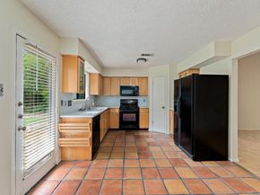 8022 Scotland Yard, Austin TX 78759