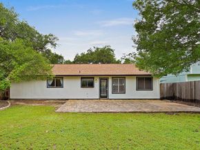 8022 Scotland Yard, Austin TX 78759