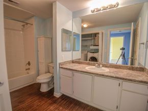 2320 Gracy Farms LN 1434, Austin TX 78758