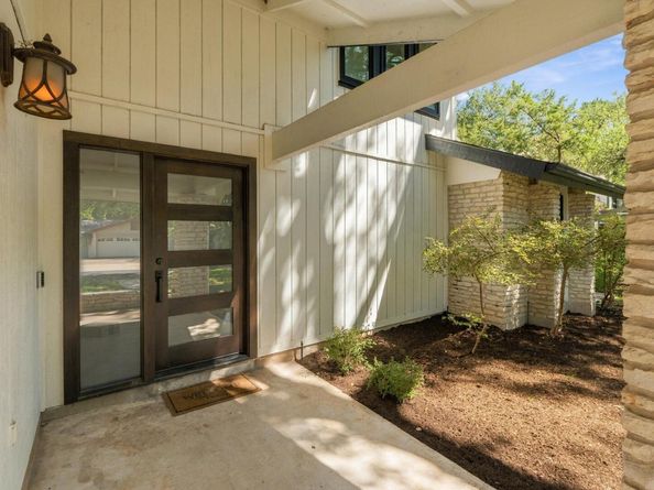 4004 Austin Woods DR, Austin TX 78759