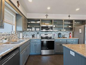 156 Lakefront DR, Point Venture TX 78645