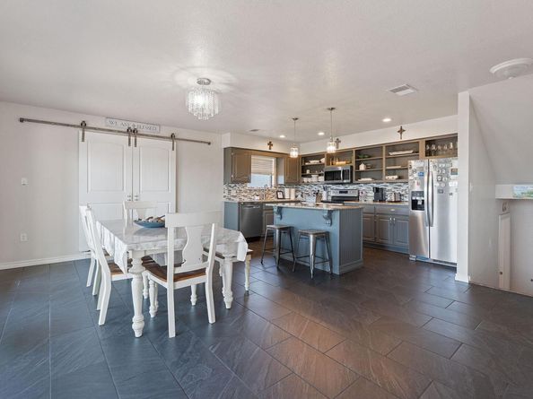 156 Lakefront DR, Point Venture TX 78645