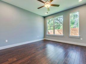 406 Post Road DR 1, Austin TX 78704