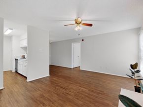 10616 Mellow Meadows DR 9D, Austin TX 78750