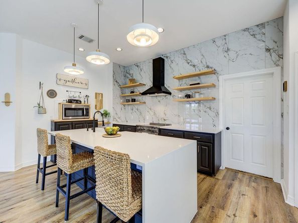 9902 Scenic Bluff DR, Austin TX 78733