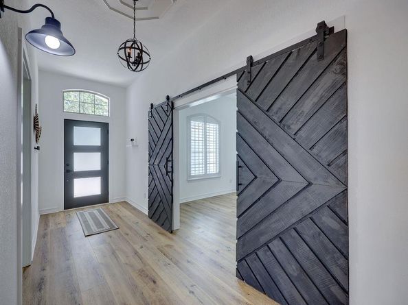 9902 Scenic Bluff DR, Austin TX 78733