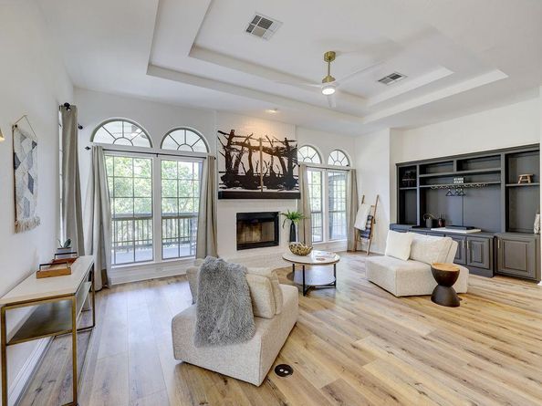 9902 Scenic Bluff DR, Austin TX 78733