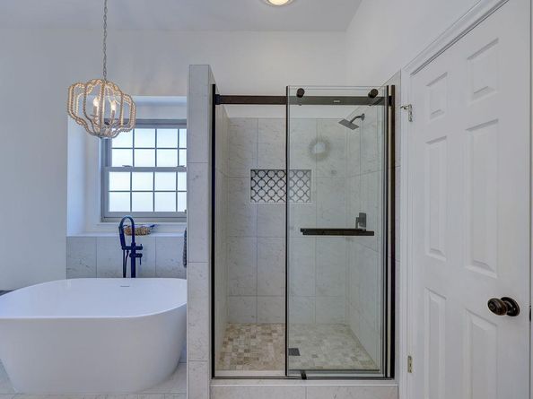 9902 Scenic Bluff DR, Austin TX 78733