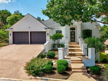 9902 Scenic Bluff DR