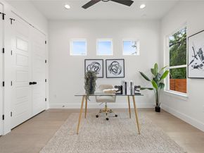 1702 Pennsylvania Ave, Austin TX 78702