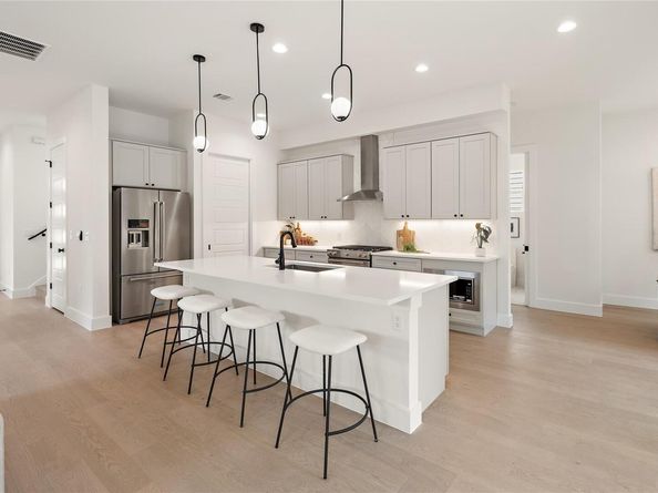 1702 Pennsylvania Ave, Austin TX 78702
