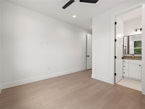 1702 Pennsylvania Ave, Austin TX 78702