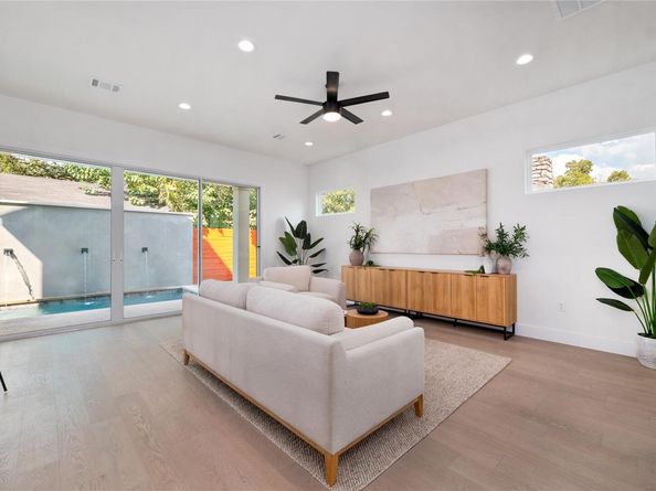 1702 Pennsylvania Ave, Austin TX 78702