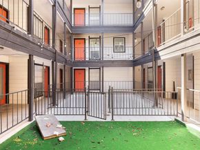 2803 Hemphill PARK B106, Austin TX 78705