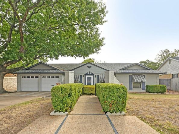 7305 Berkman DR, Austin TX 78752