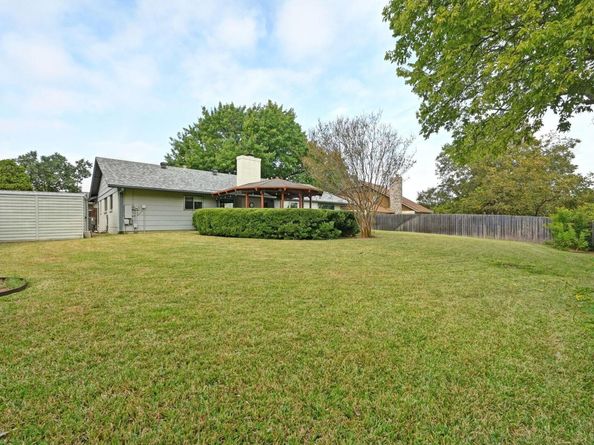 7305 Berkman DR, Austin TX 78752