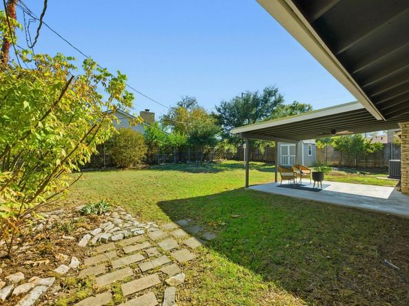 8109 Ripplewood DR, Austin TX 78757