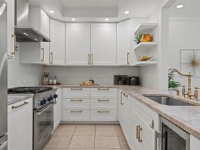 506 W 33rd ST, Austin TX 78705