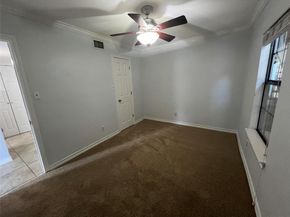 407 E 45th ST 108, Austin TX 78751