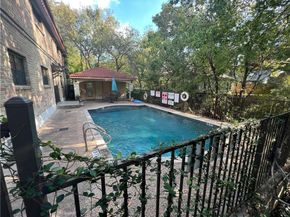 407 E 45th ST 108, Austin TX 78751