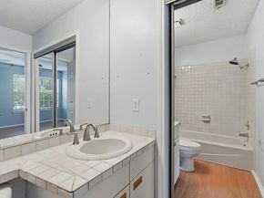 4305 Bonnell Vista CV A6, Austin TX 78731