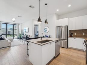 800 Embassy DR 429, Austin TX 78702