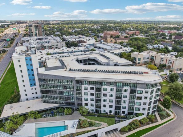 800 Embassy DR 429, Austin TX 78702