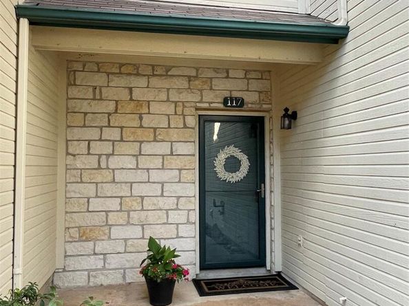 12212 Brigadoon LN 117, Austin TX 78727