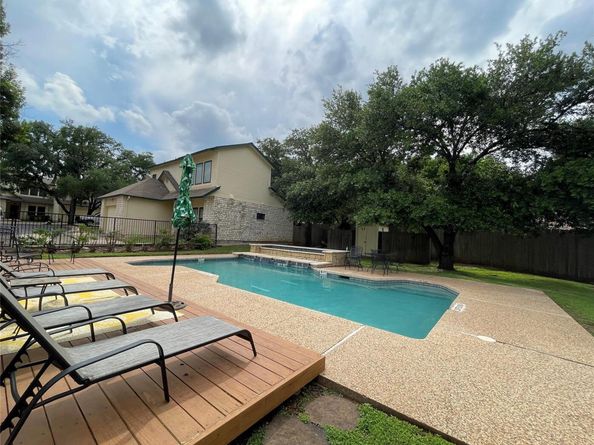 12212 Brigadoon LN 117, Austin TX 78727