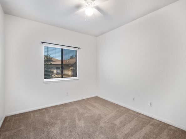 12212 Brigadoon LN 117, Austin TX 78727