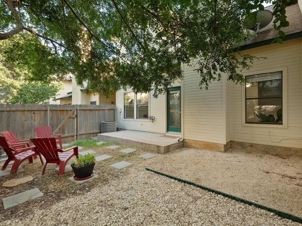 12212 Brigadoon LN 117, Austin TX 78727