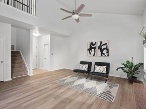 12212 Brigadoon LN 117, Austin TX 78727